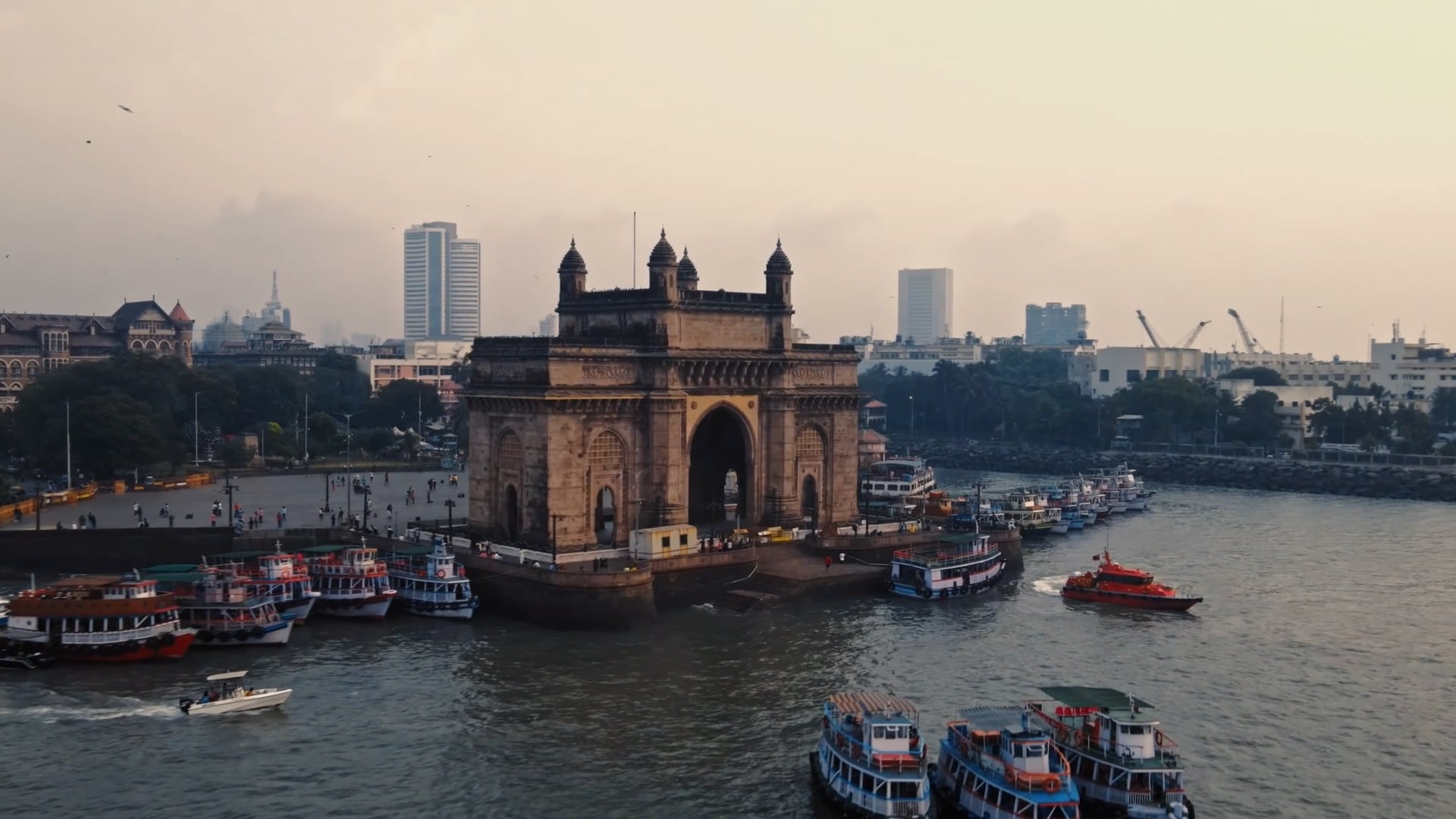 Mumbai vue du ciel : un spectaculaire tour en drone de la « ville des ...