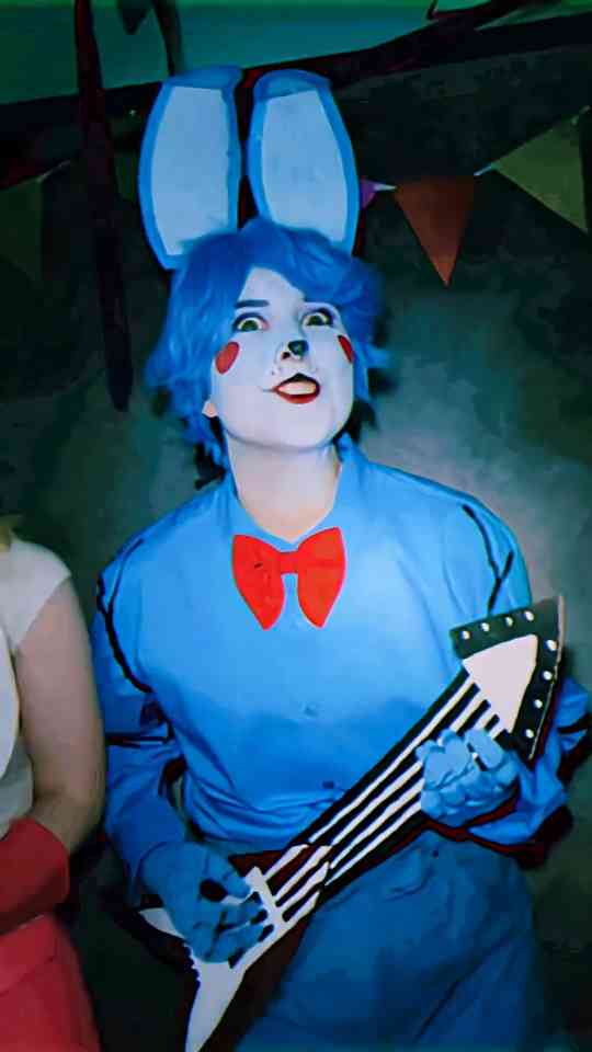FNAF cosplay creates a horror game moment