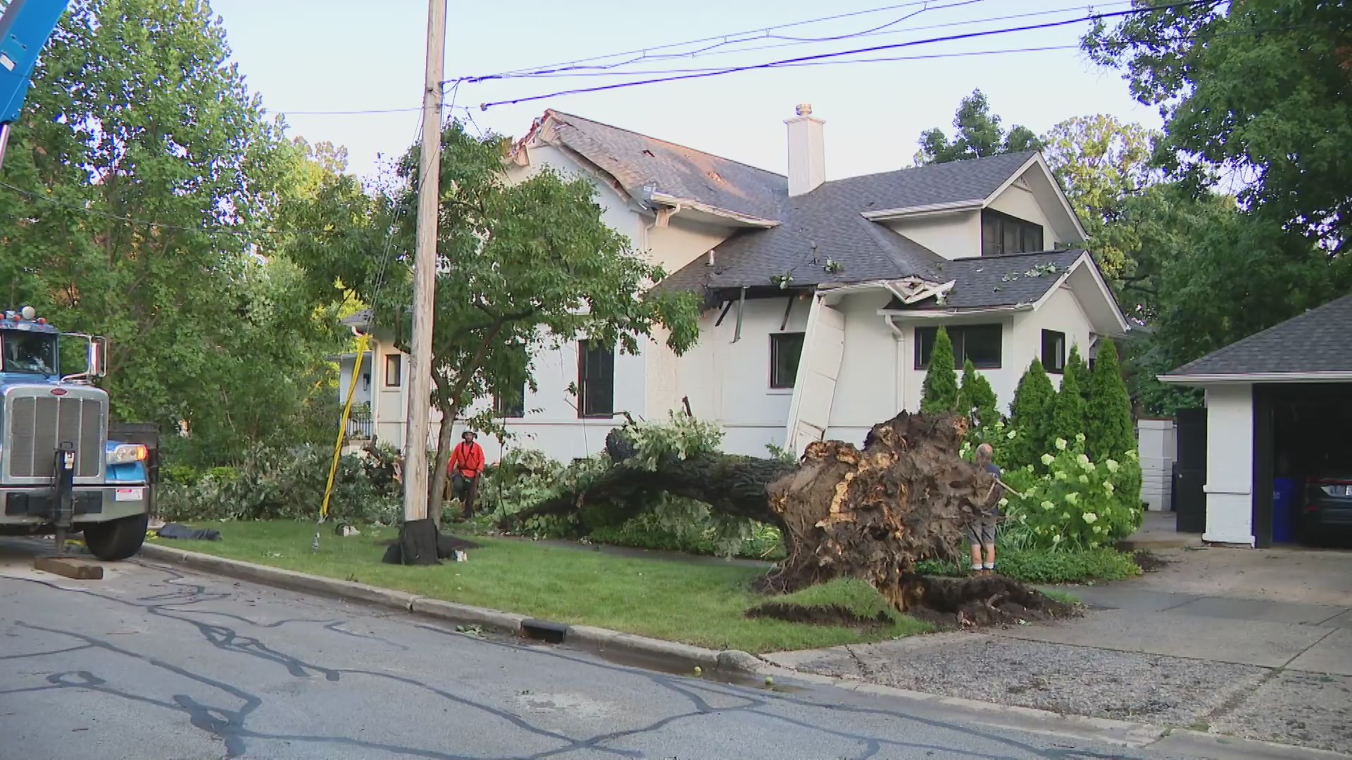 A long road ahead: Glen Ellyn residents begin cleanup after powerful storms