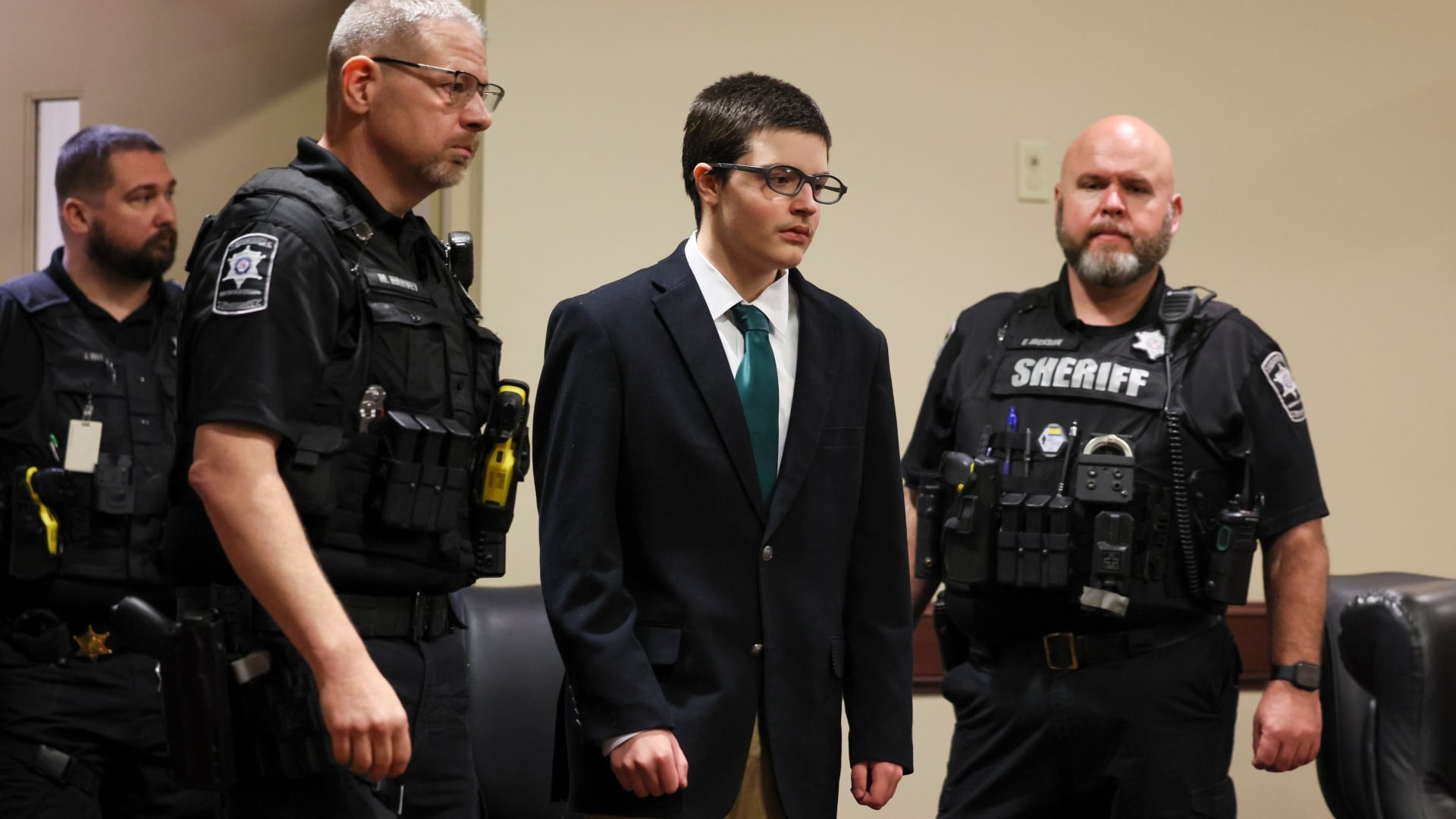 Apalachee school shooting: Colt Gray had 'no other option' but plea deal, former prosecutor says