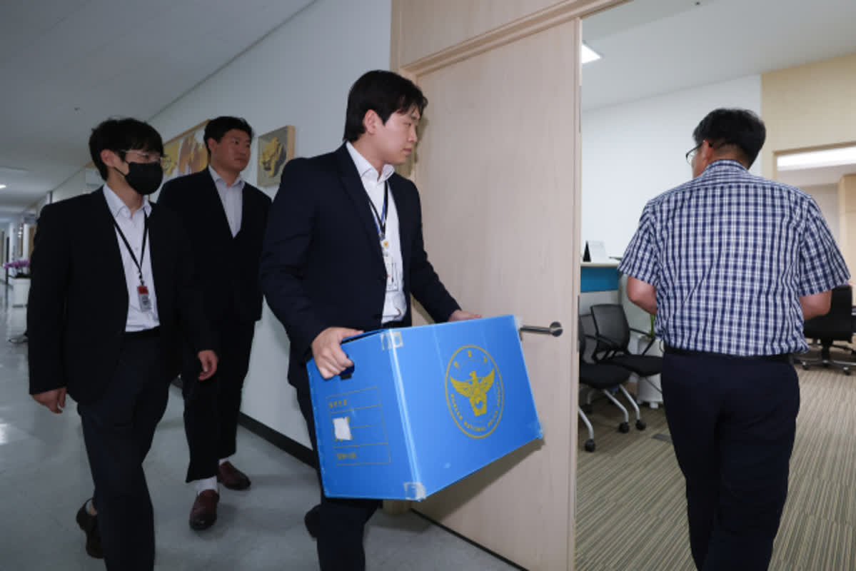 8개월 달린 경찰 특수본 막 내렸다…윤석열·김건희 직접 조사는 끝내 불발