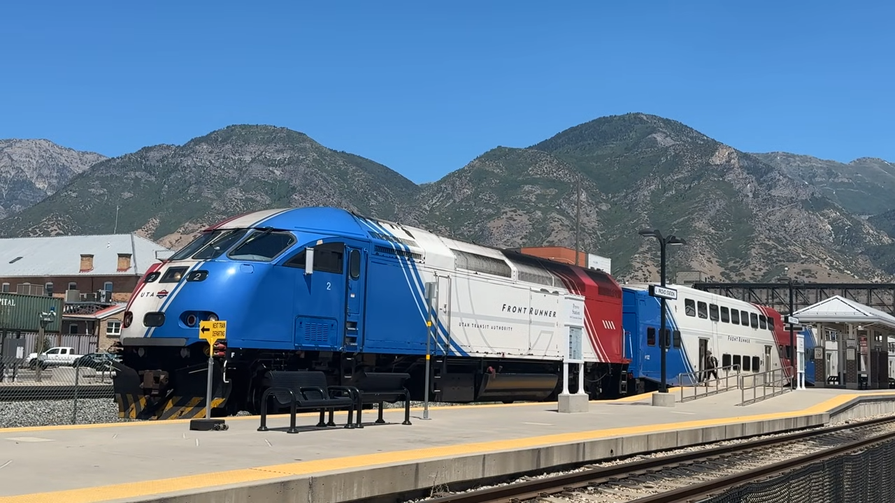4 Million Riders a Year Experience This Train Ride - Why You Should Be ...