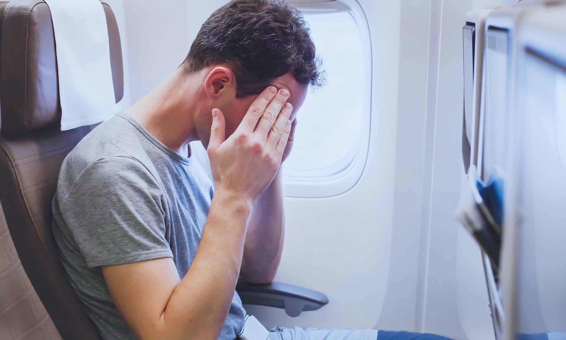 What really happens to your body on a plane? Why skin dries out and ...