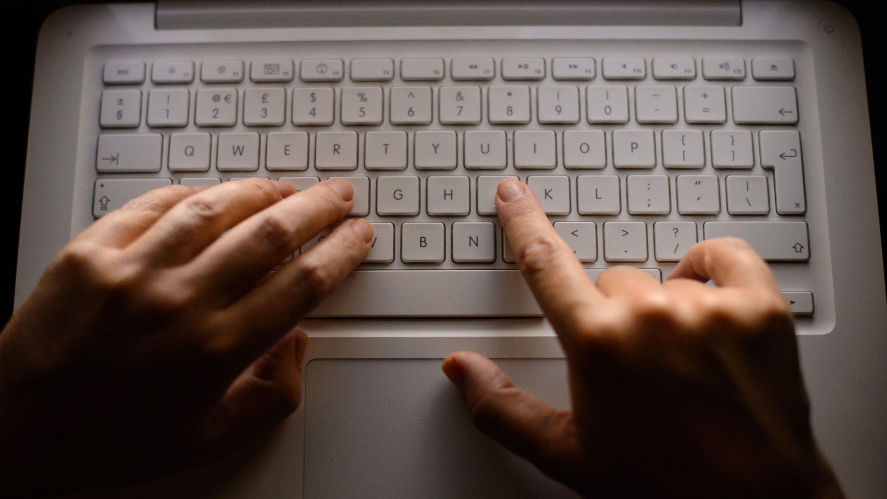 Councillors' frustration with reporting system