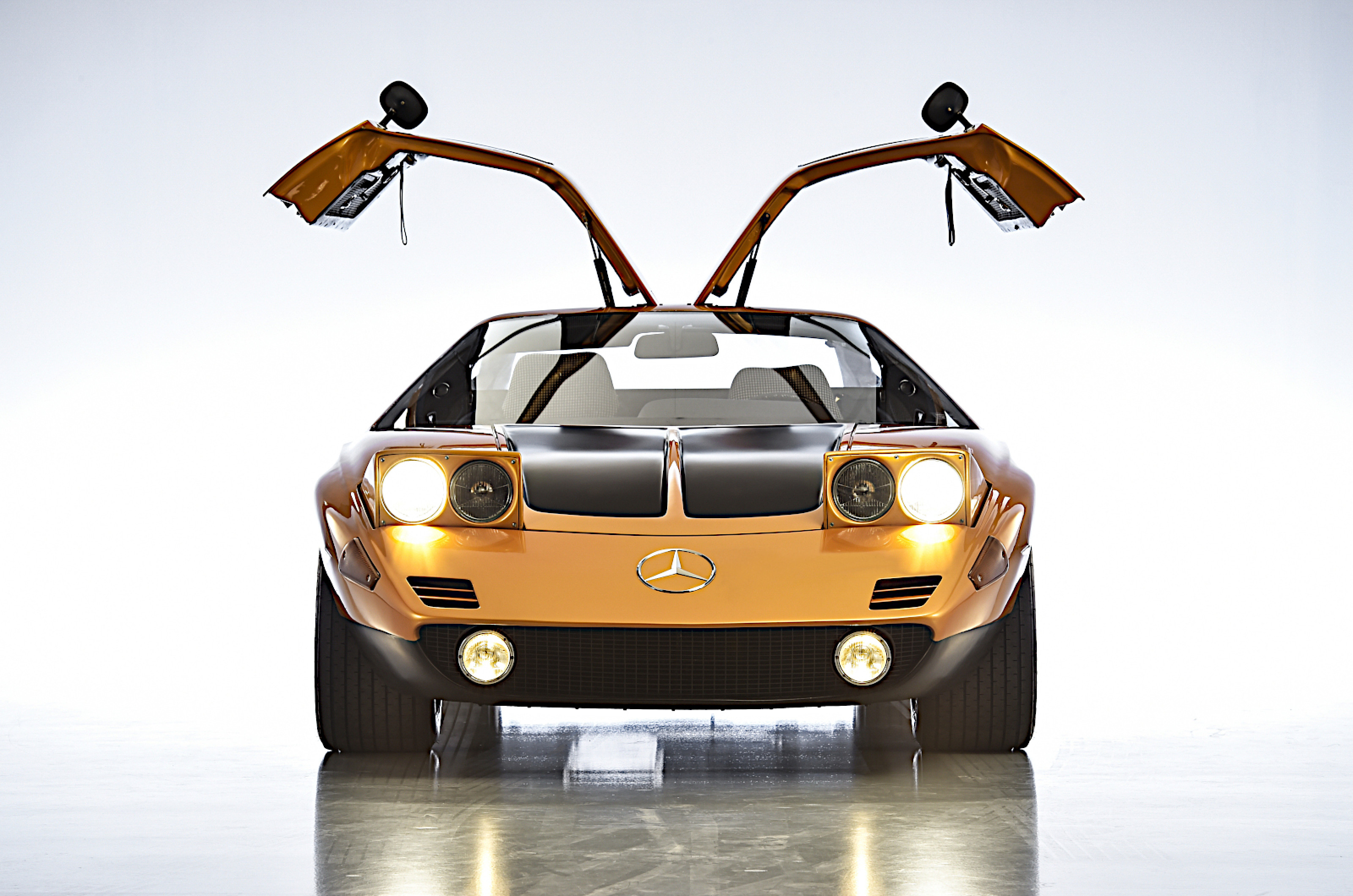 24 cars with gullwing doors