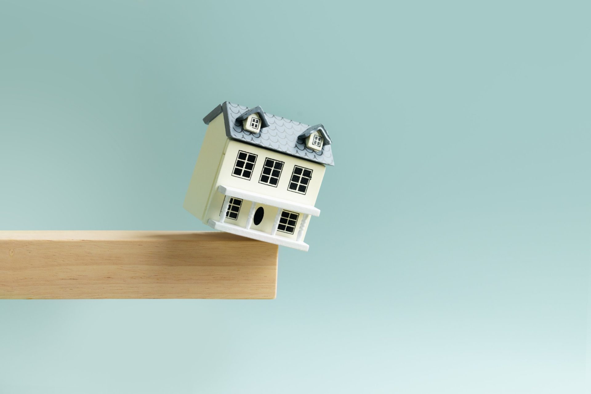 Why home sales in England take so long – and are always at risk of collapse