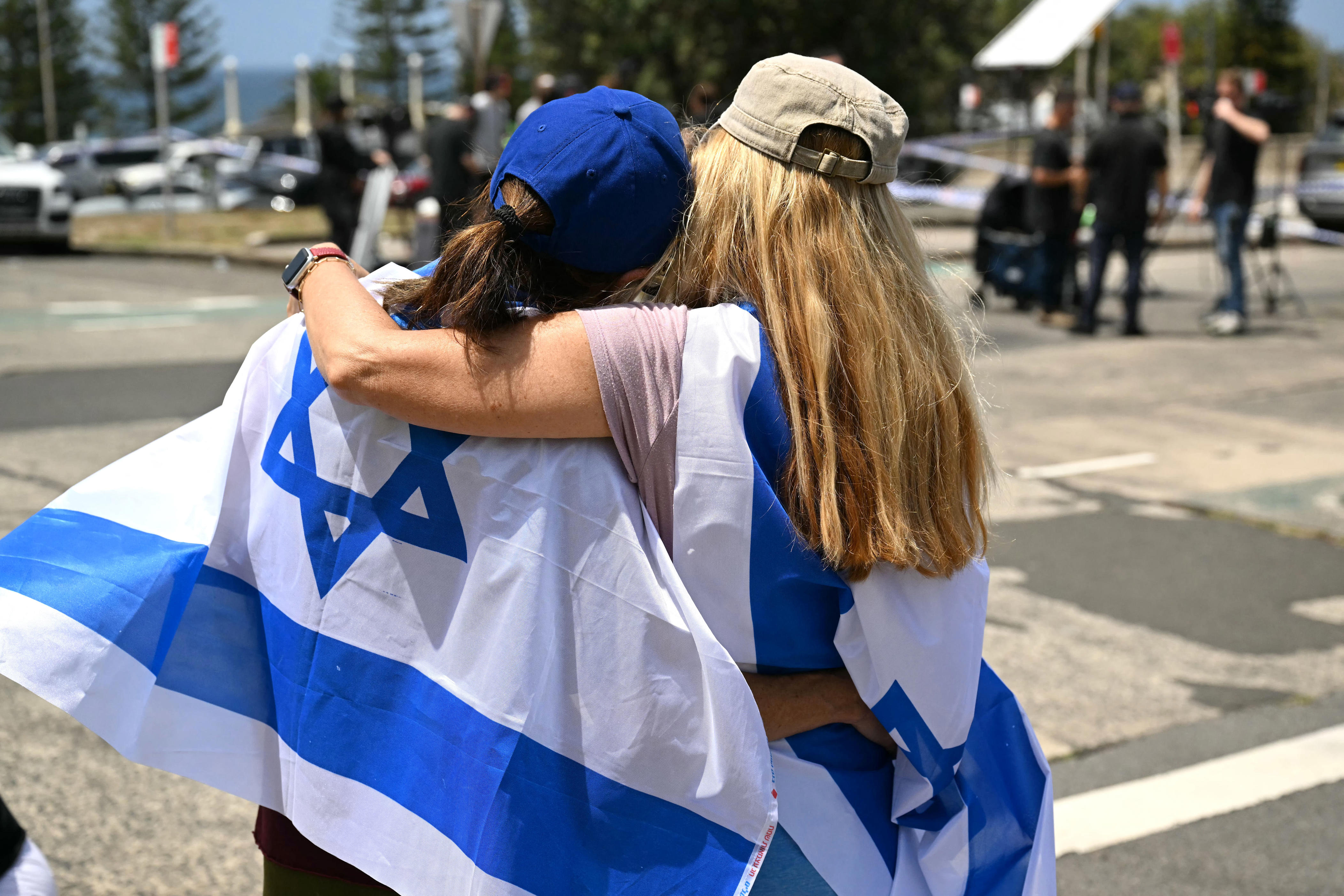 Australian Jewish groups urge community to write 'Jewish' on 2026 ...