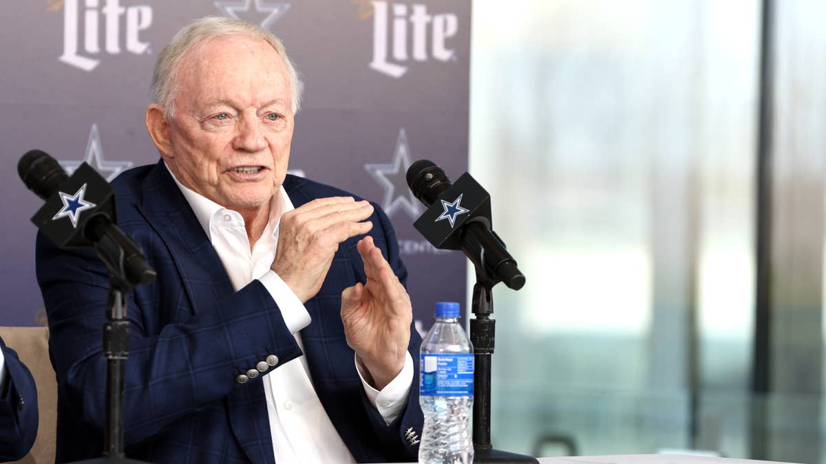 Jerry Jones announces Christian Parker will move to coaches booth