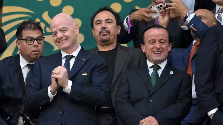 Mikel Arriola (right) is the commissioner of Mexico’s soccer federation. | Carl De Souza/AFP/Getty Images