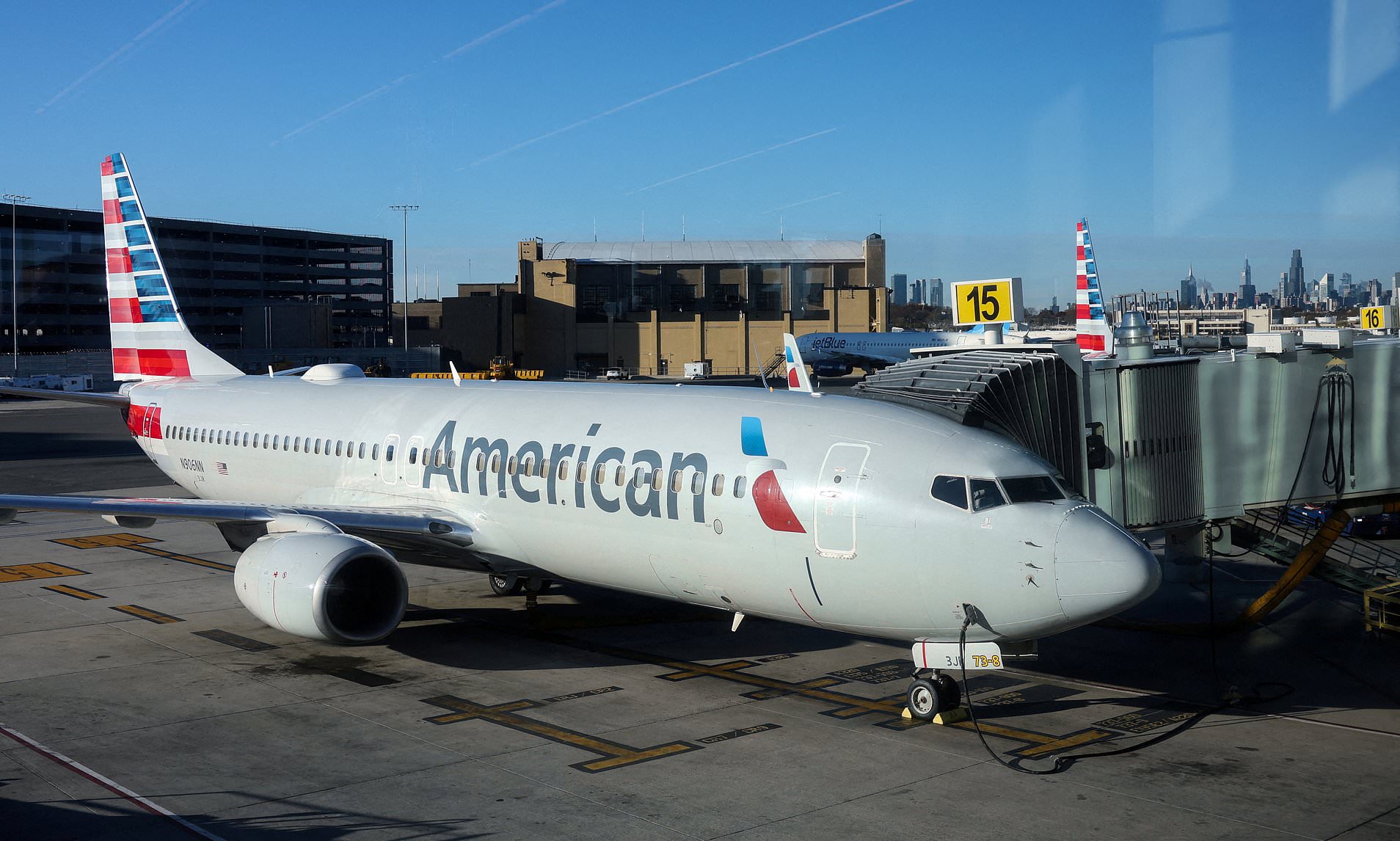 Travel chaos as major airline issues ground stop for all planes ...