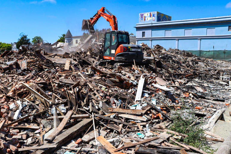 It's a mess: Cleanup begins at Arcata fire site