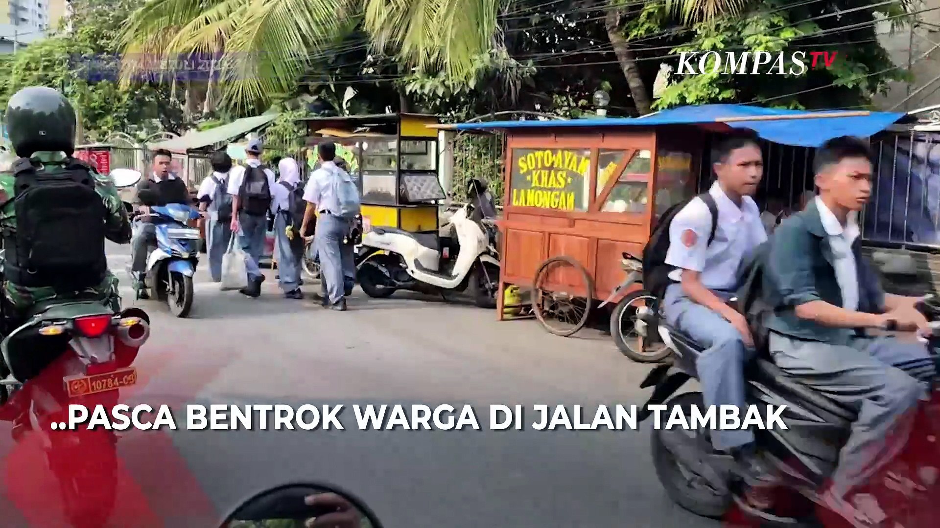 Waspada bentrok warga susulan! Aparat gabungan TNI-Polri patroli di Menteng