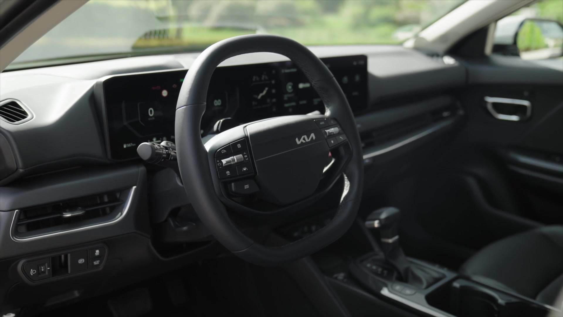 KIA K4 wagon interior design