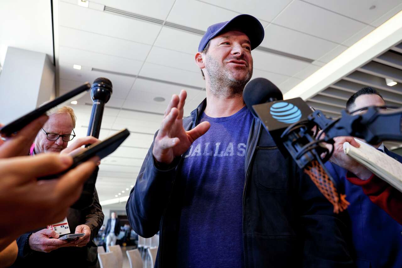 CBS Sports places Tony Romo on leave until further notice following ...