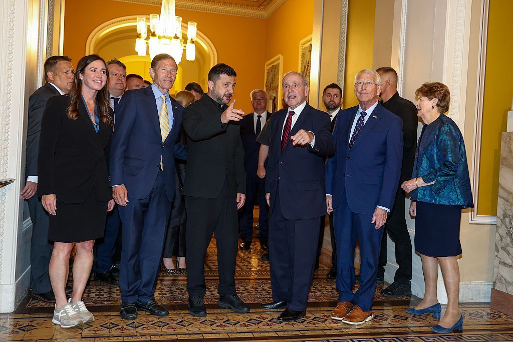 US Senate advances Russia sanctions bill following death of Lindsey Graham