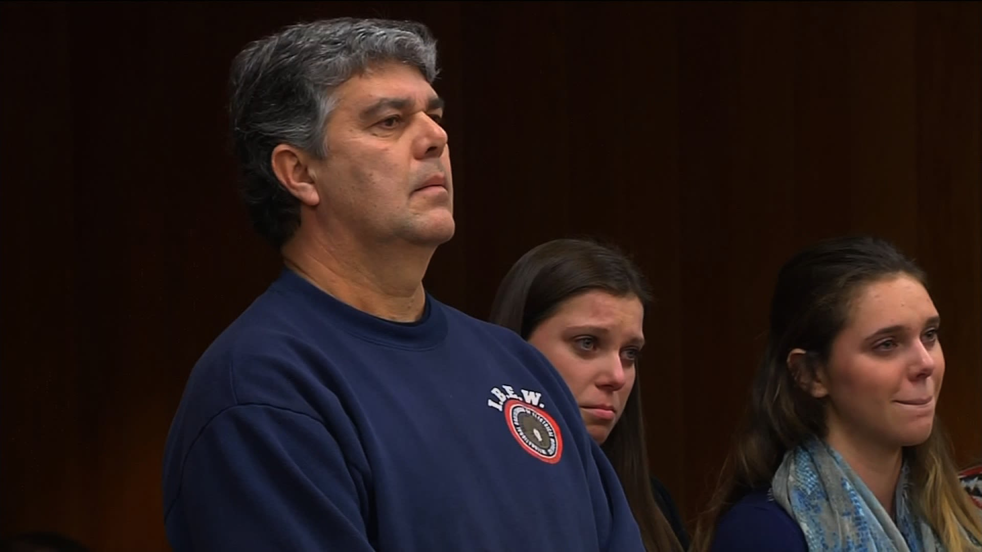 Father of three of Larry Nasser's victims tries to attack him in courtroom