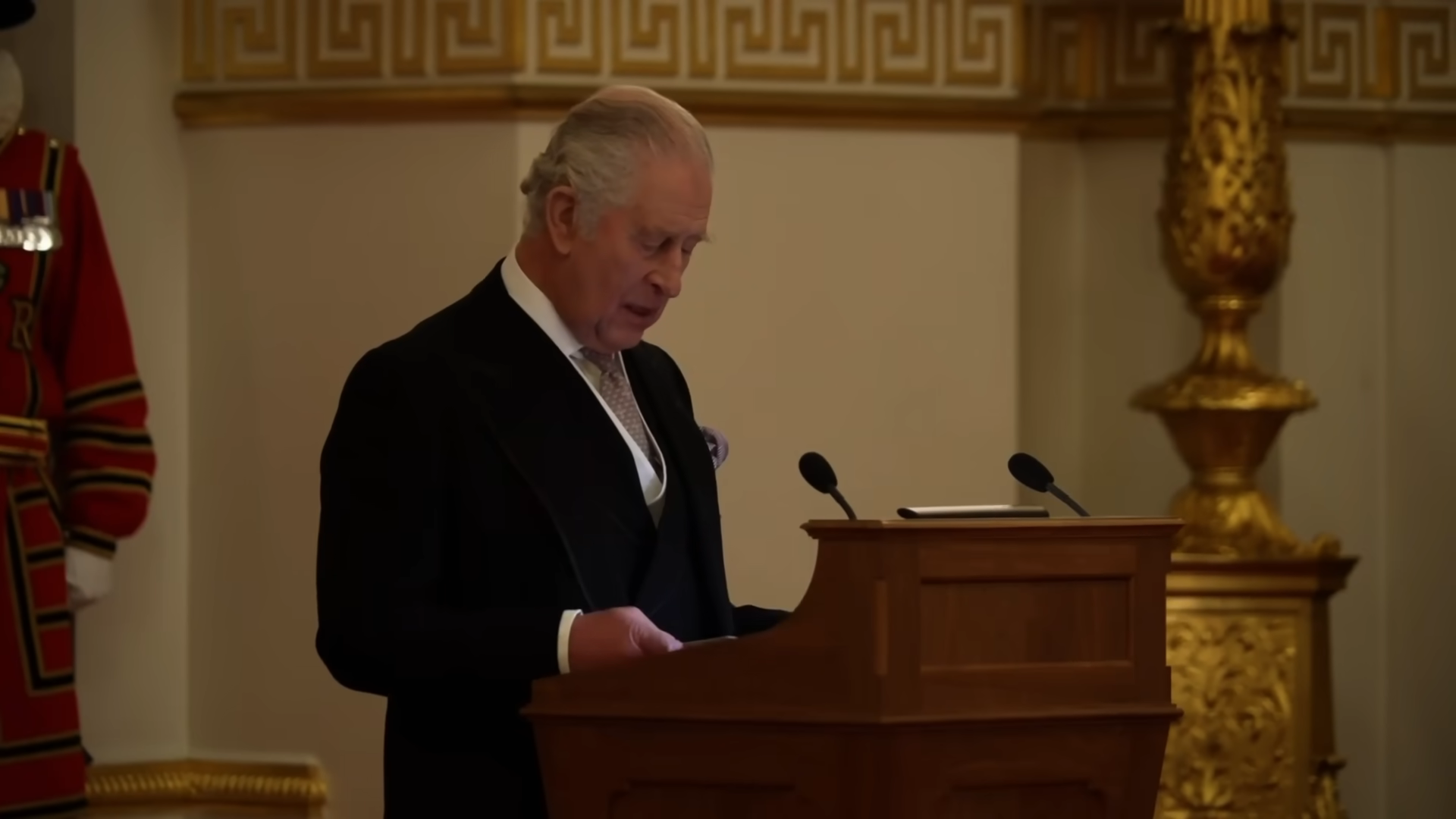 When England executed its king and abolished the monarchy