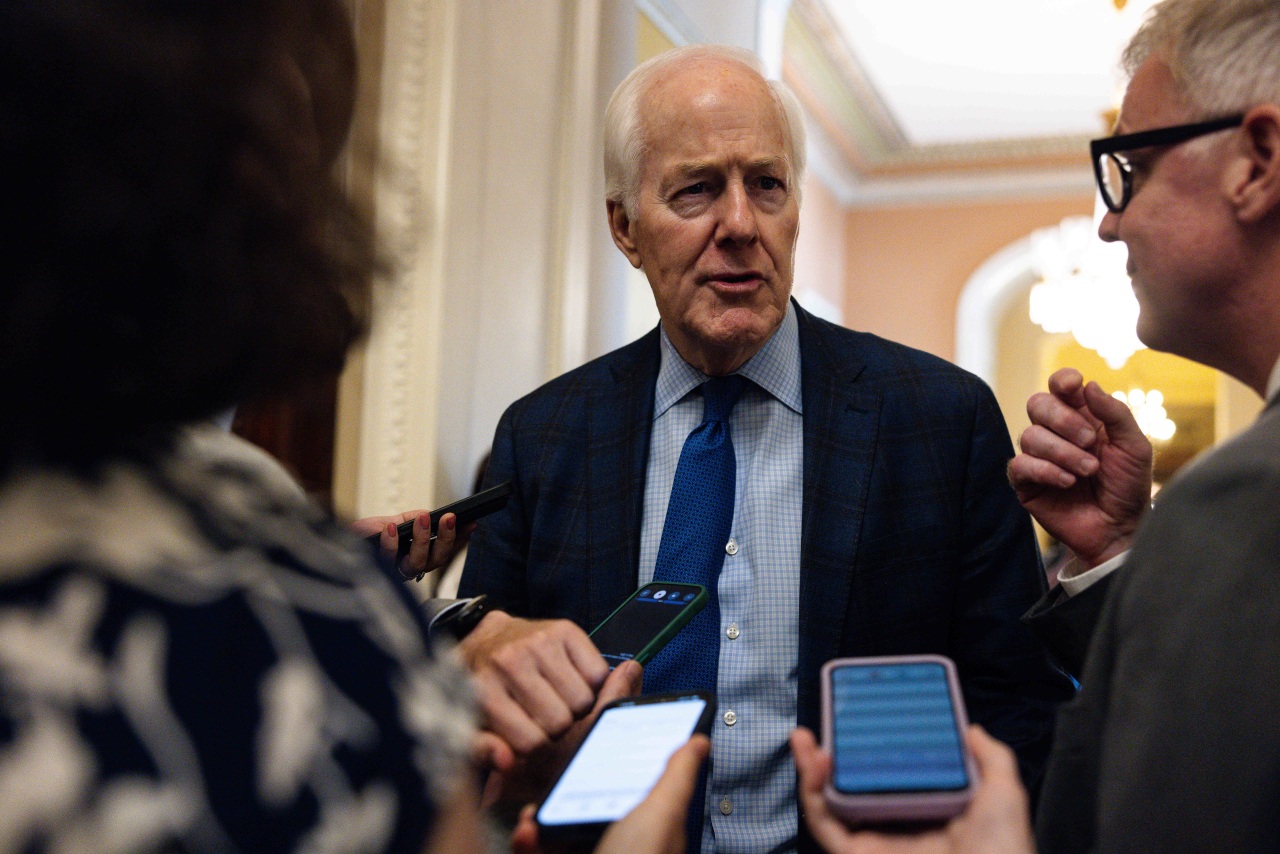 'YOLO' Republican senator plays hardball with Trump