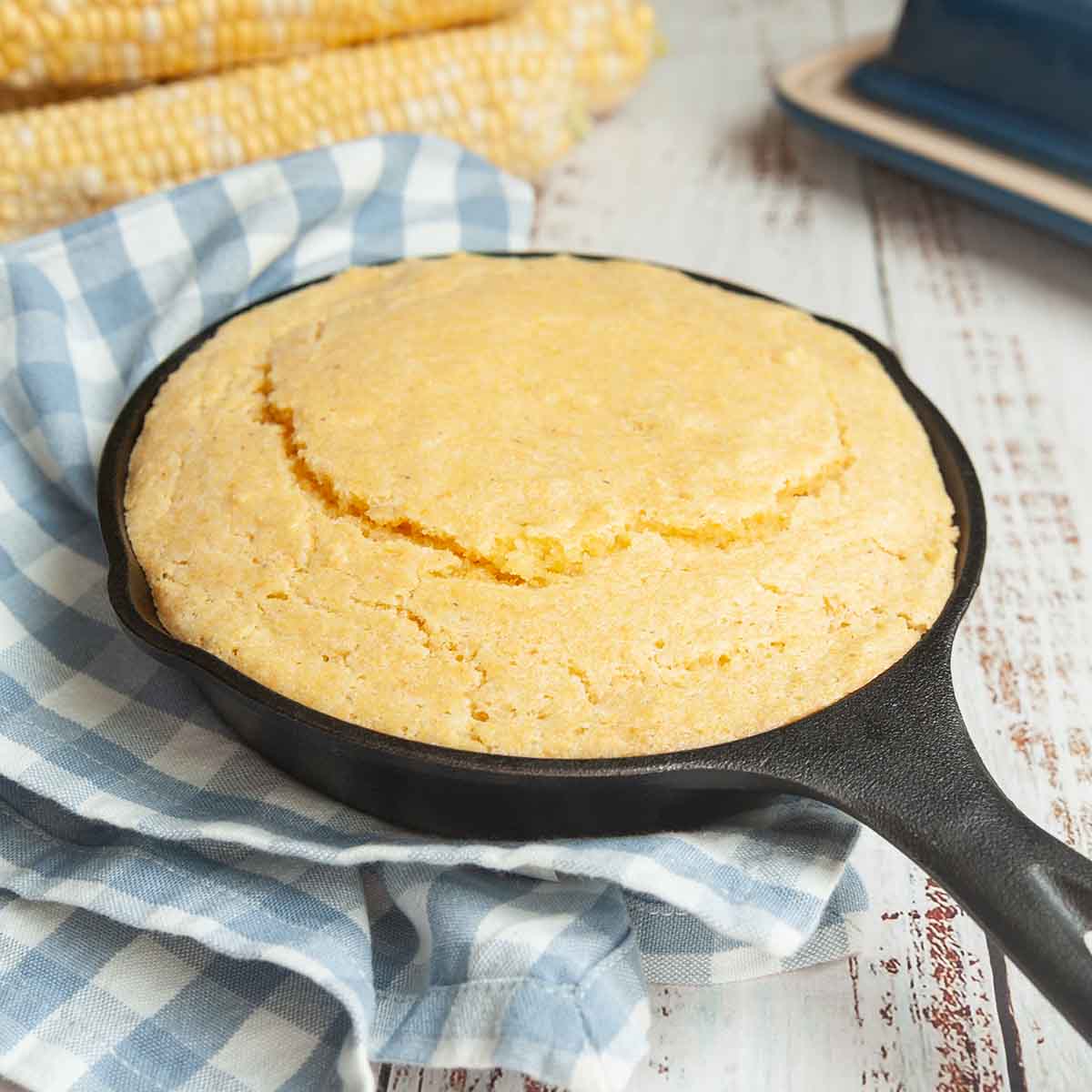 Mini skillet cornbread