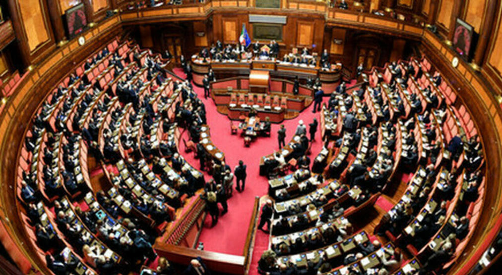Domiciliari per i tossicodipendenti, arriva l'ok: è legge. Cosa prevede il provvedimento