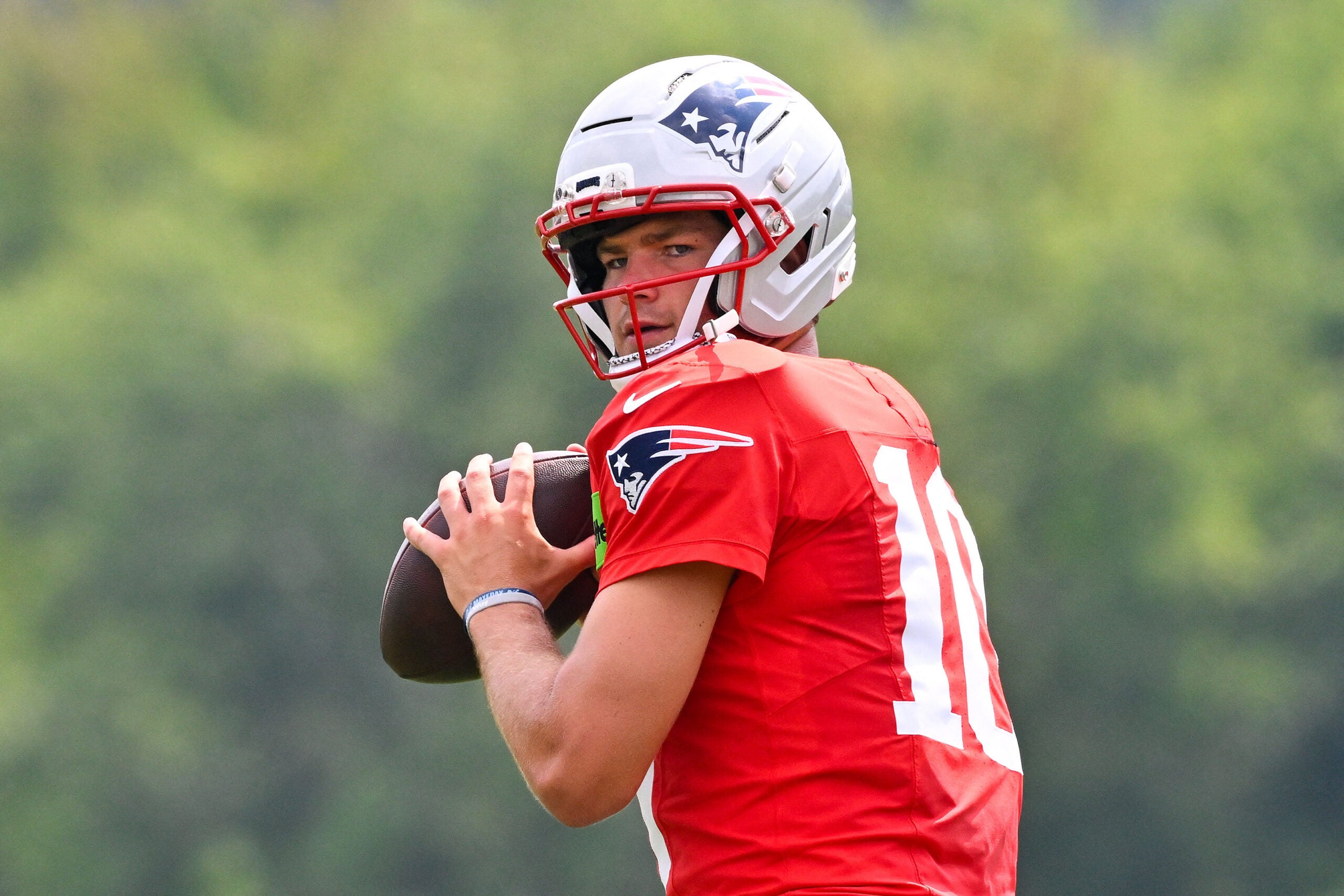 Grok simulates the New England Patriots' 2026 NFL season, including ...