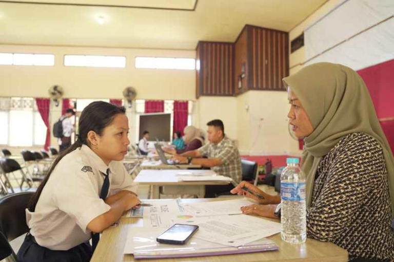 Kisah Remaja Pulang Pisau Viral, Disdik Kalteng Pastikan Hak Pendidikan Terpenuhi