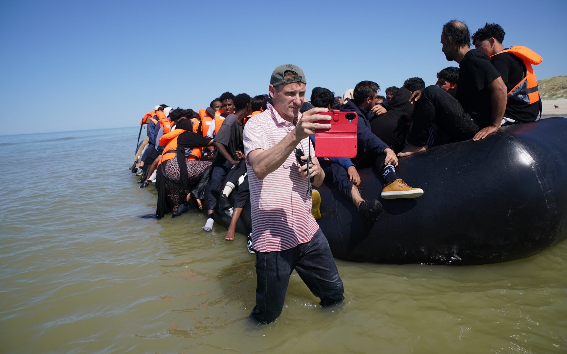 French pistol fire in the Channel should not have intimidated anyone