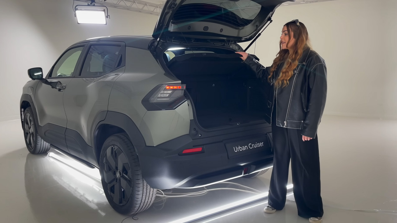 Exploring the practical features inside the new Toyota Urban Cruiser