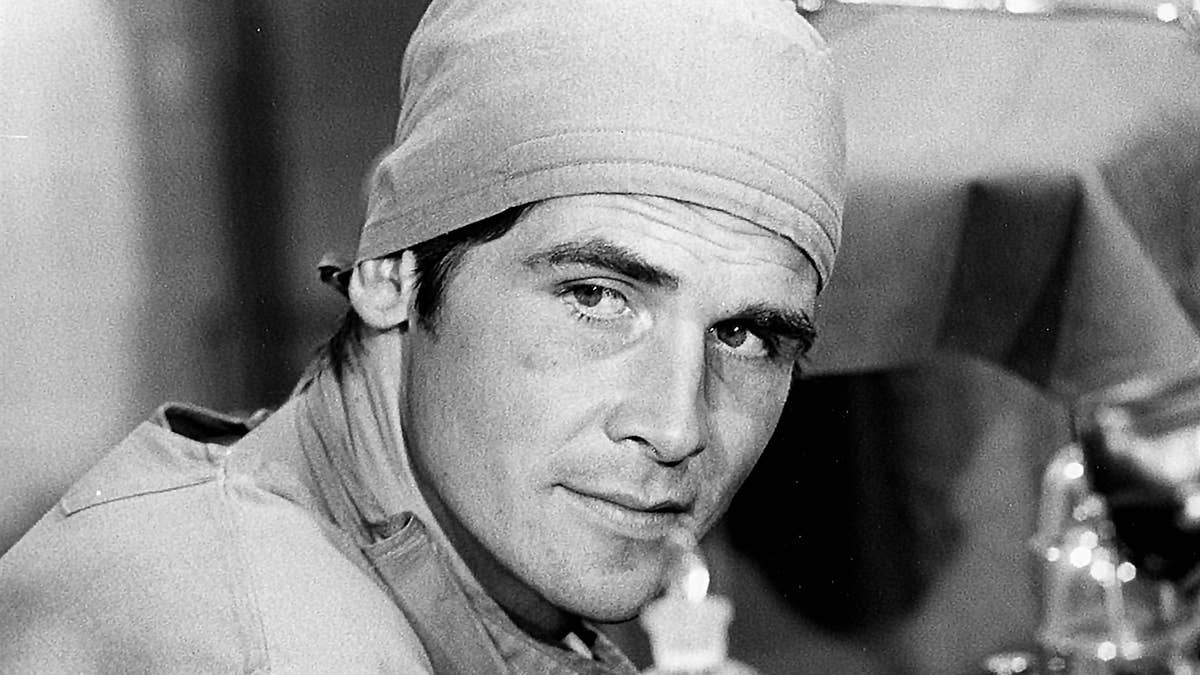 James Brolin Celebrates 86th Birthday as Last Surviving Star of 'Marcus Welby, M.D.'