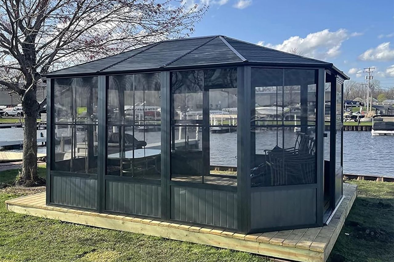 Kaimei 13'x13' Octagonal Sunroom Solarium