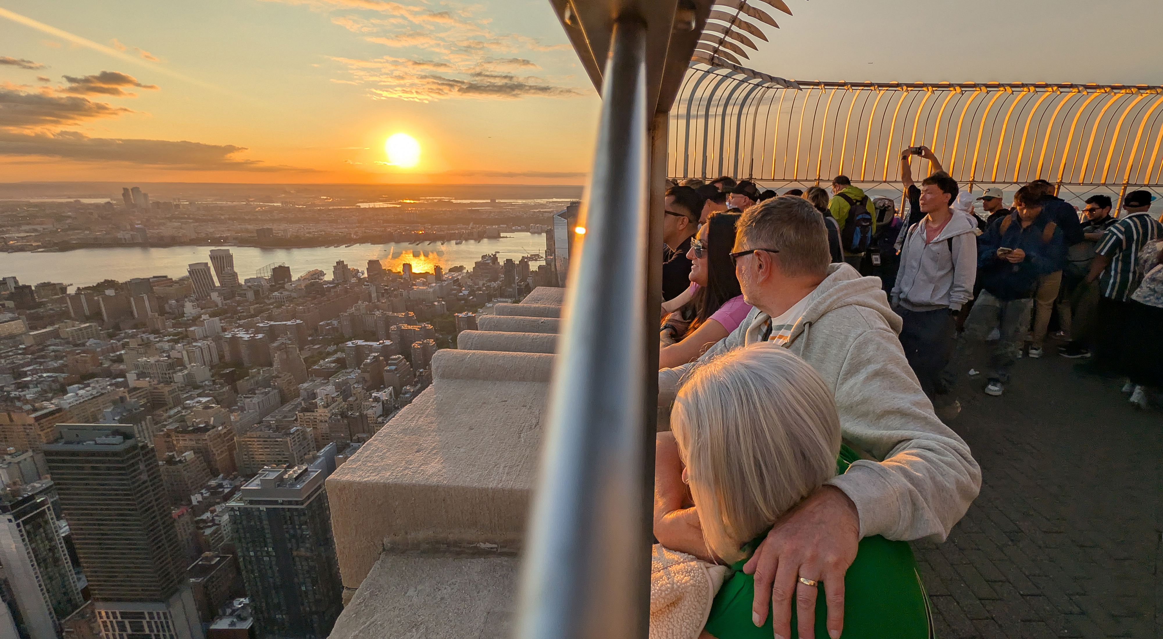 Hotel staff issue urgent warning to US travellers: Stop falling for fake TripAdvisor sites. How to spot and avoid online reservation scams