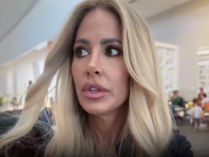'RHOA' alum Kim Zolciak avoids jail time after coughing up money in nasty divorce