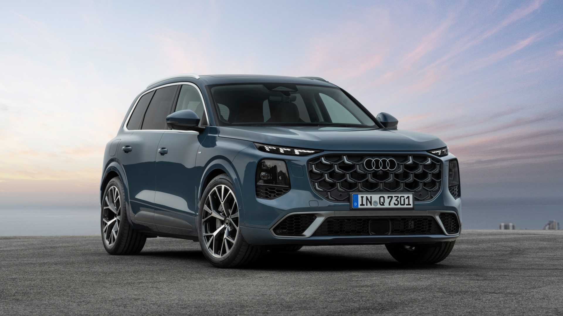 2027 Audi Q7 exterior on location (1)