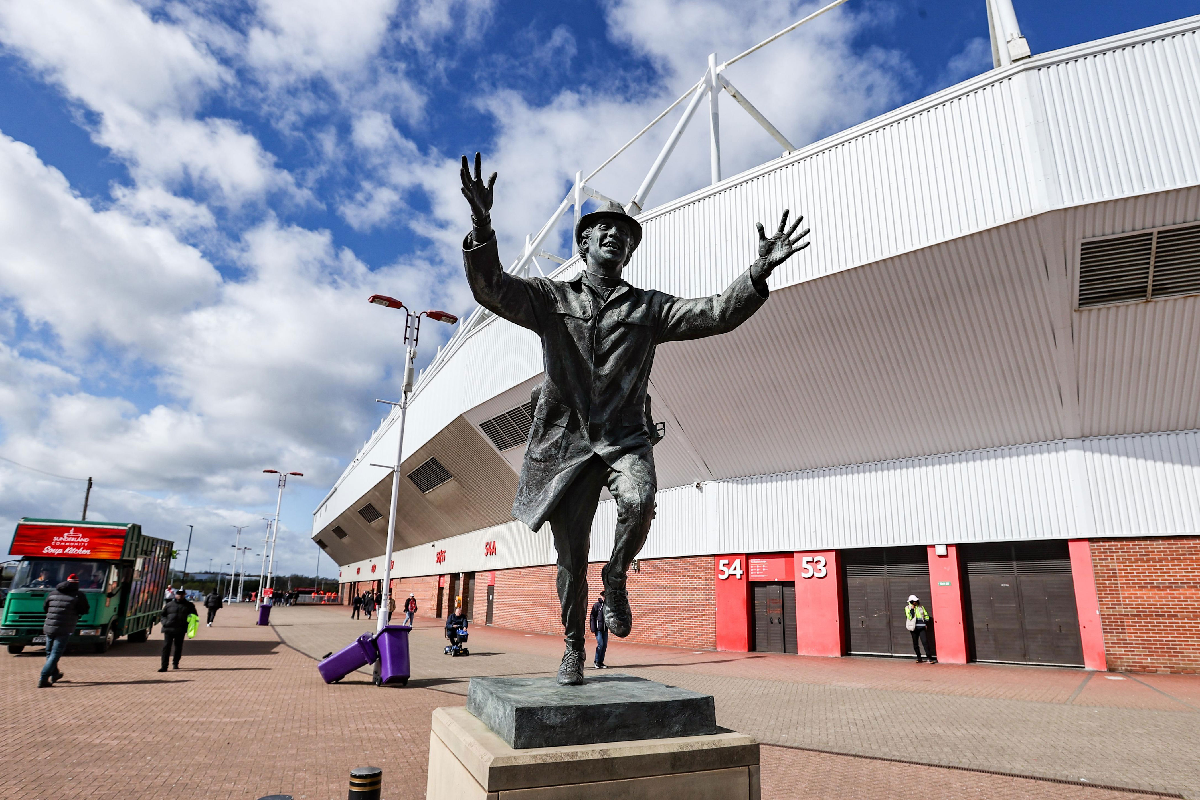 On This Day (18 July 2006): Bob Stokoe’s Statue Is Officially Unveiled!