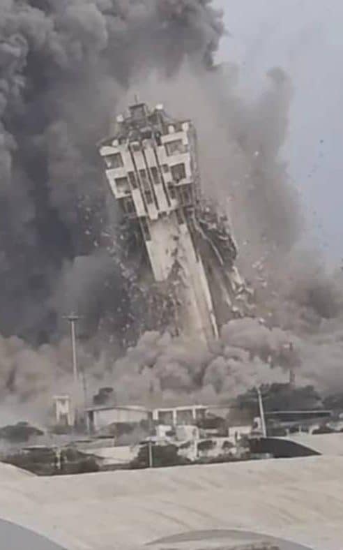 The moment Iran's naval surveillance tower in Chabahar was destroyed
