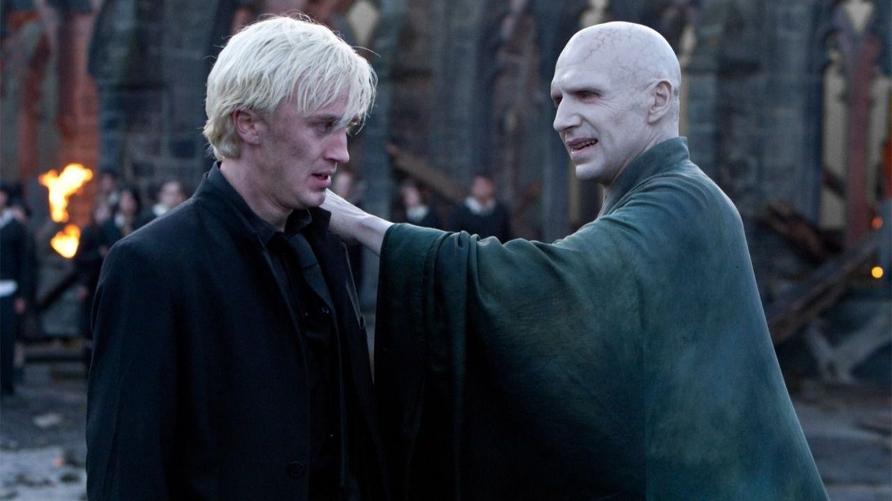 Ralph Fiennes’ improvised Voldemort moment left Tom Felton genuinely creeped out in ‘Harry Potter’