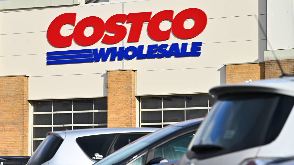 Costco's Returning Apple Berry Pie Combines Three Delicious Flavors for Summer