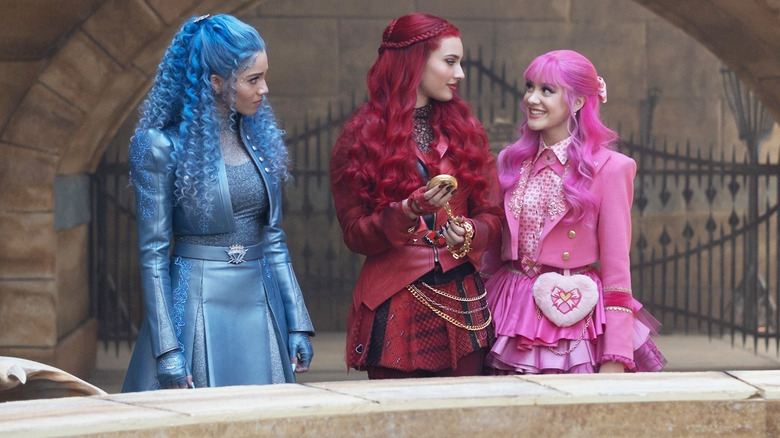 Chloe, Red, and Pink in Descendants Wicked Wonderland