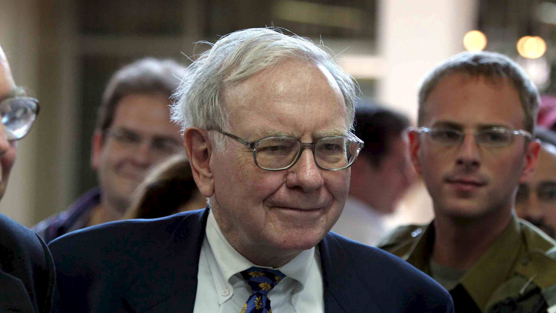 Warren Buffett warns Gen Z about 'casino-like' investing behavior
