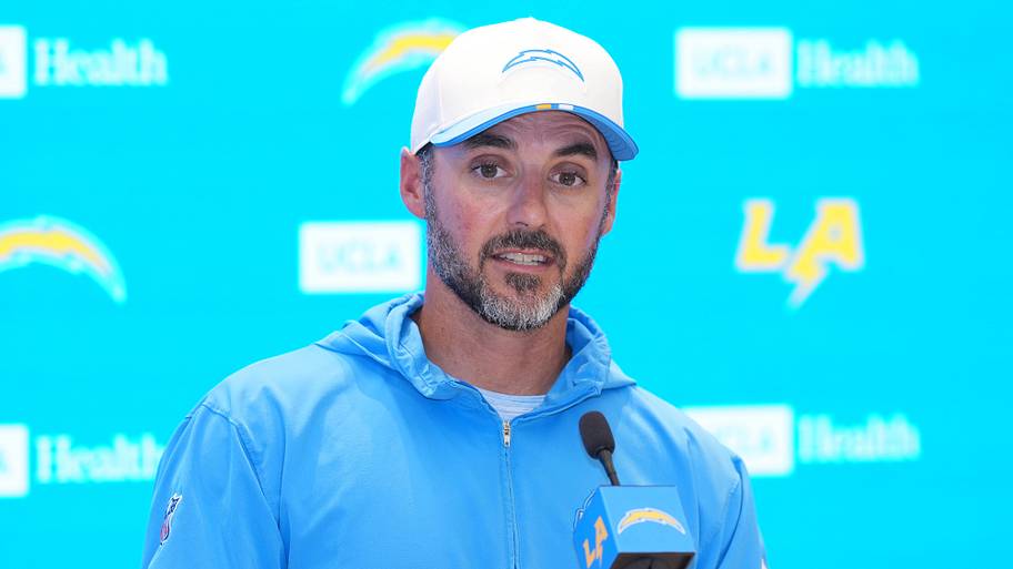 Chargers defense snubbed in new ESPN polls after Jesse Minter's departure