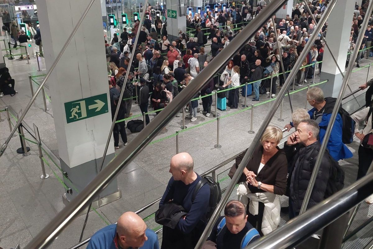 The three Spanish airports at risk of EES delays as millions head for ...