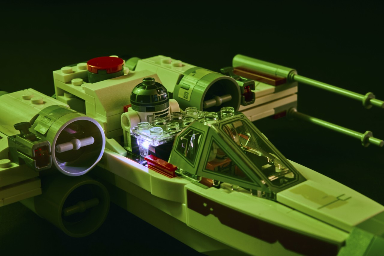 Lego Strikes Back Against Screens—With Chips in Bricks