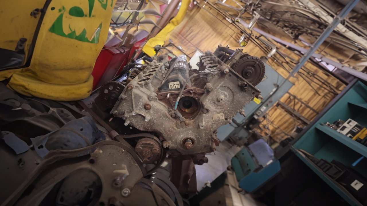 Diagnosing a Triton V10 engine