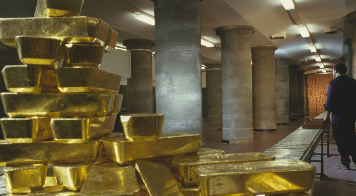 France pulled $15B in gold from US vaults, and more European countries may follow. Is a global currency shift coming?
