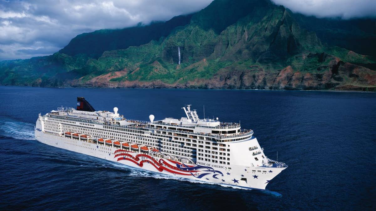 7---prideofamerica-hawaii-coastline