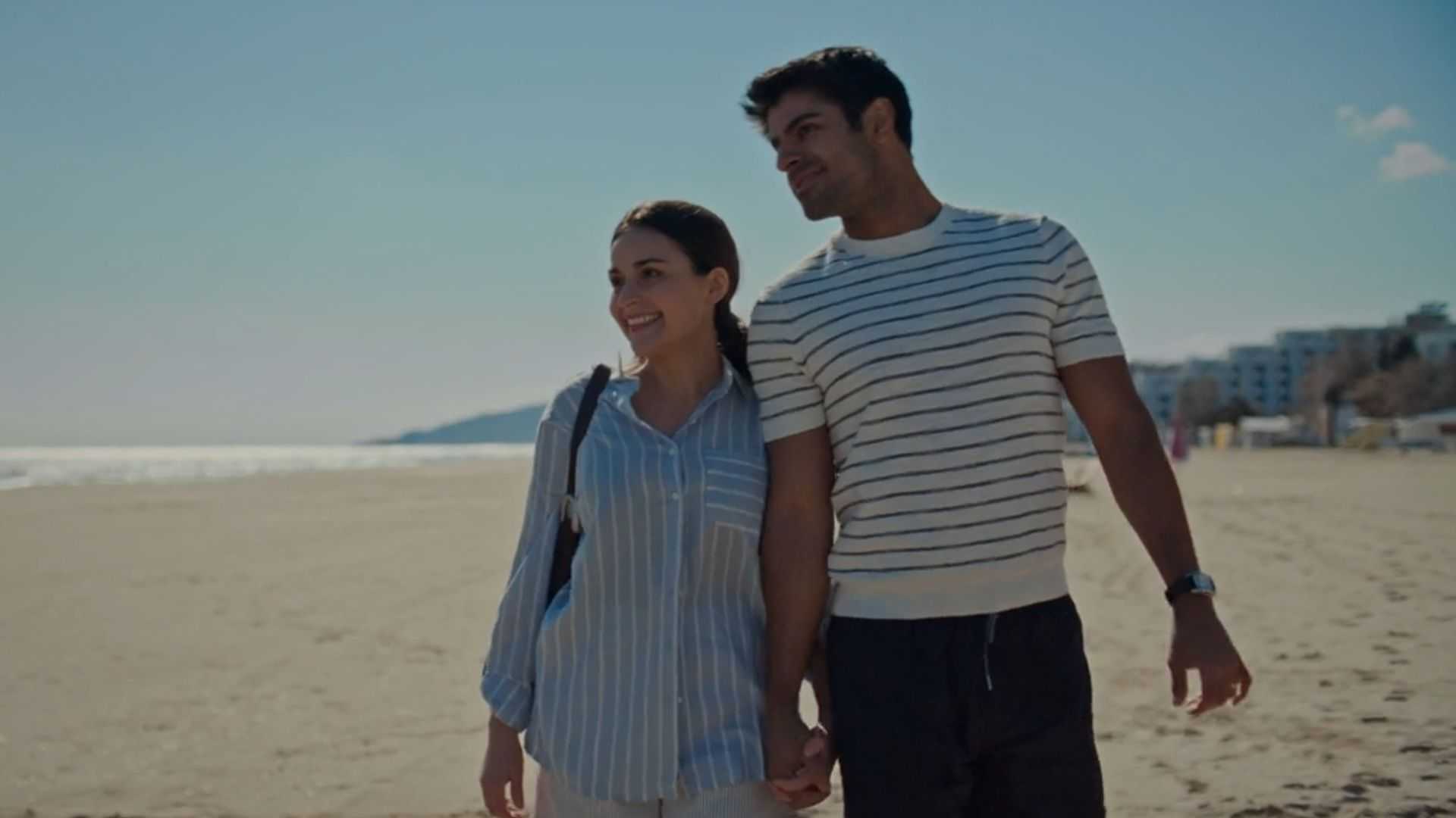 Emma and Jake on beach in The Paradise Murders