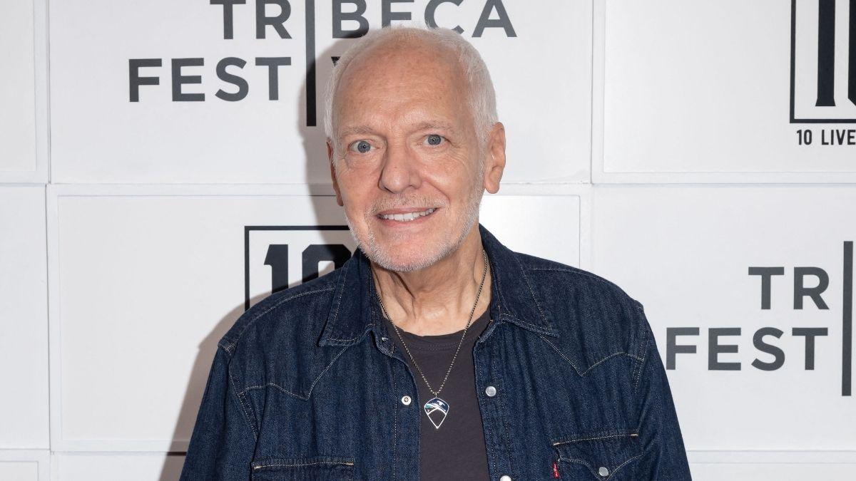 Peter Frampton Reflects on Hair Loss and Life's Journey