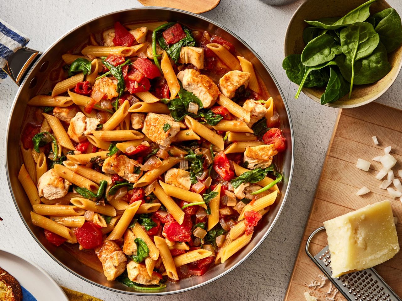 One Pan Chicken Pasta Romano