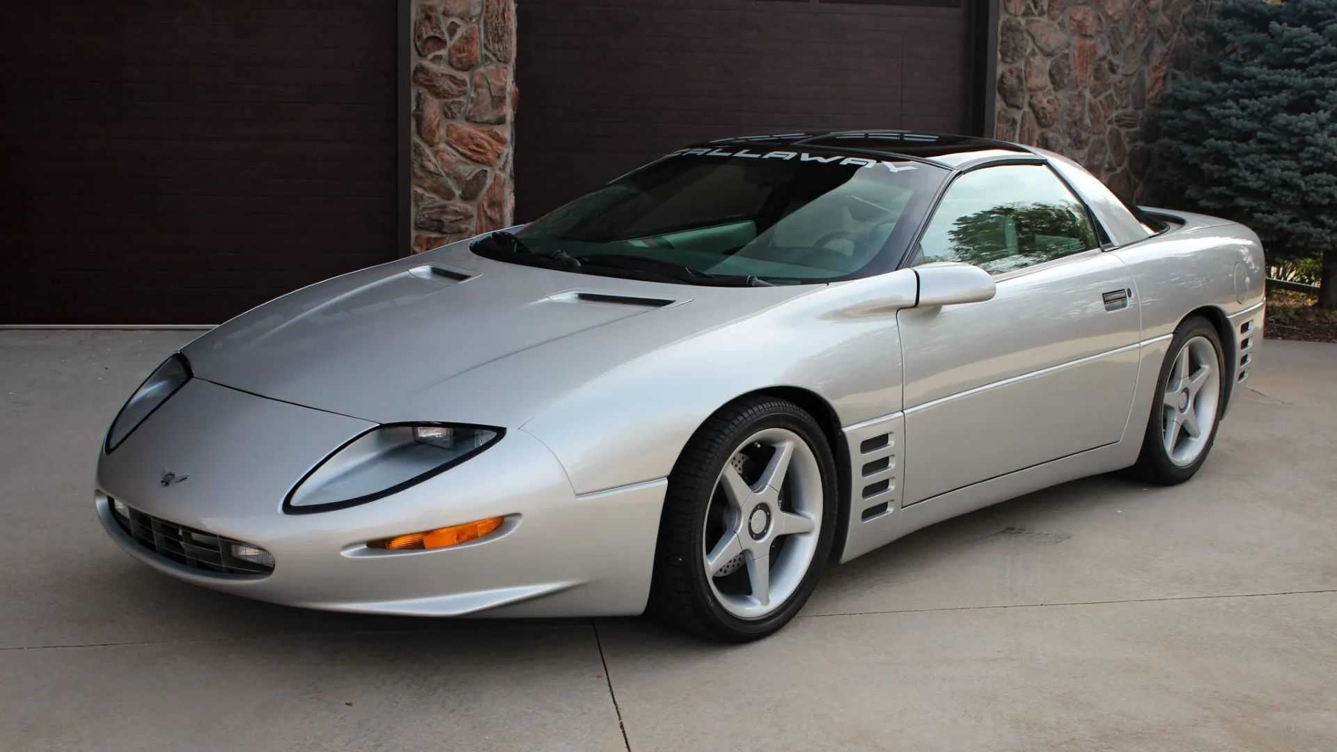 1993 Chevrolet Camaro Z28 C8 front three quarter