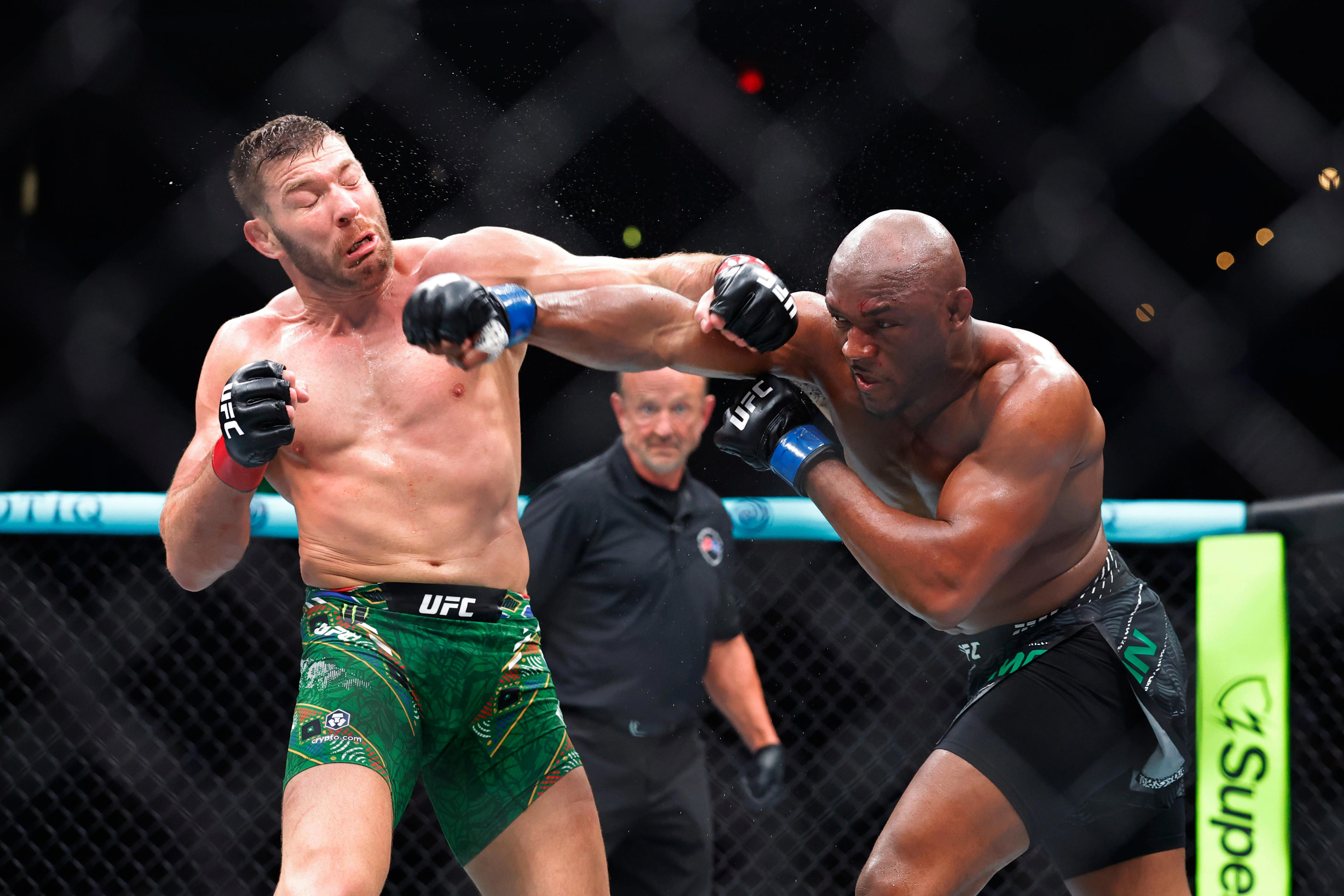 Dricus Du Plessis def. Kamaru Usman at UFC Oklahoma City: Best photos